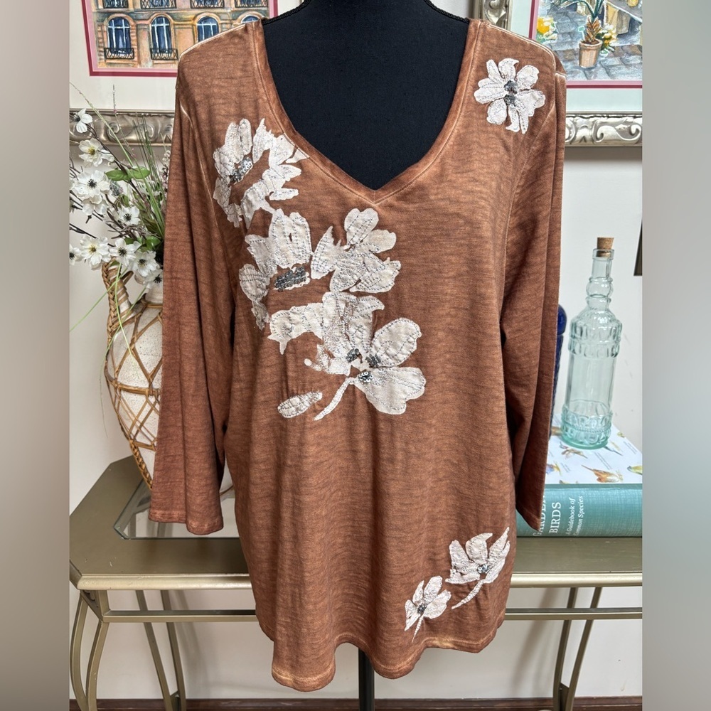 Chico's Burnt Orange Floral Tunic with Cream Appliqué